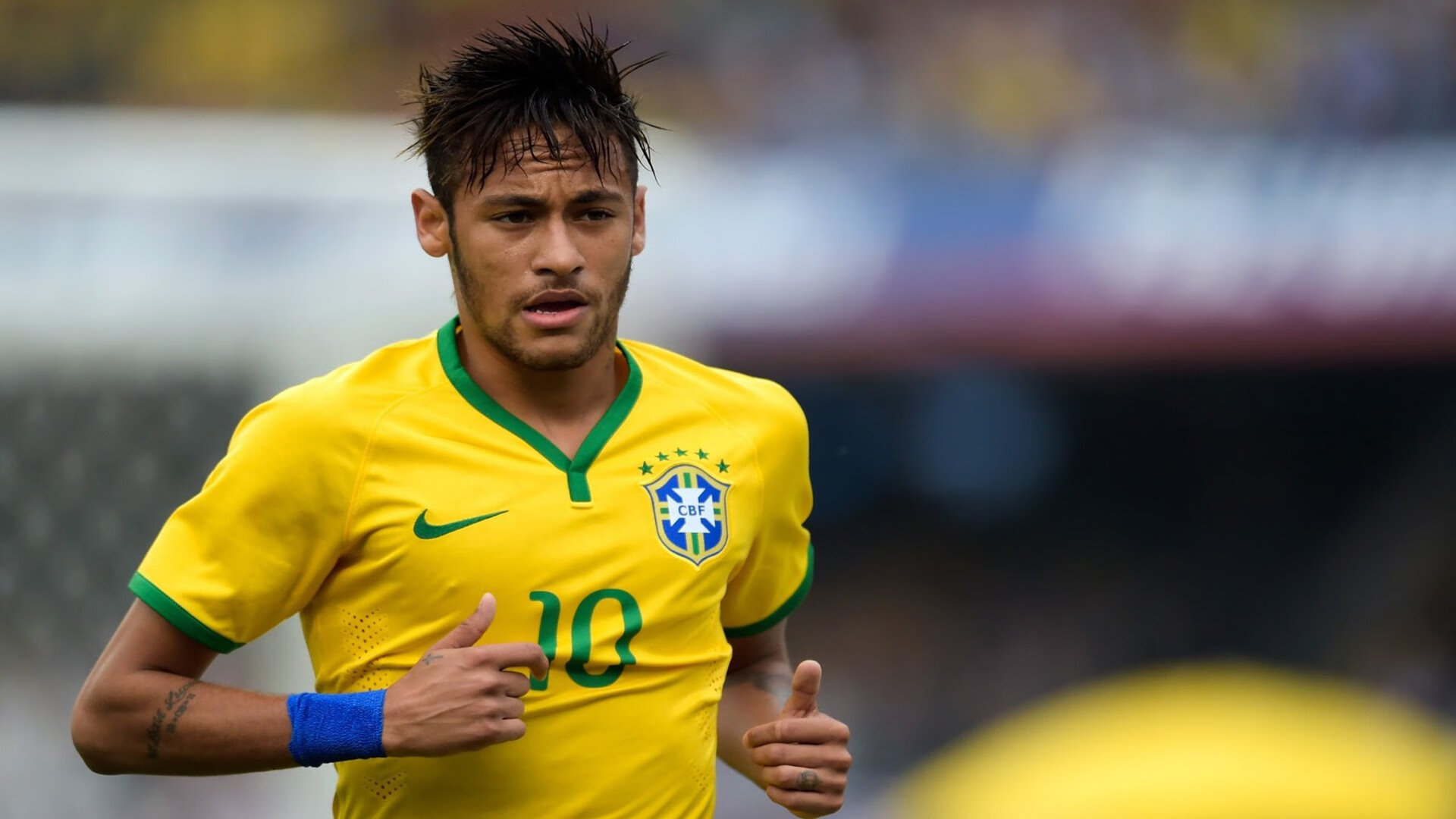 全队压迫触球点分布成对称网状