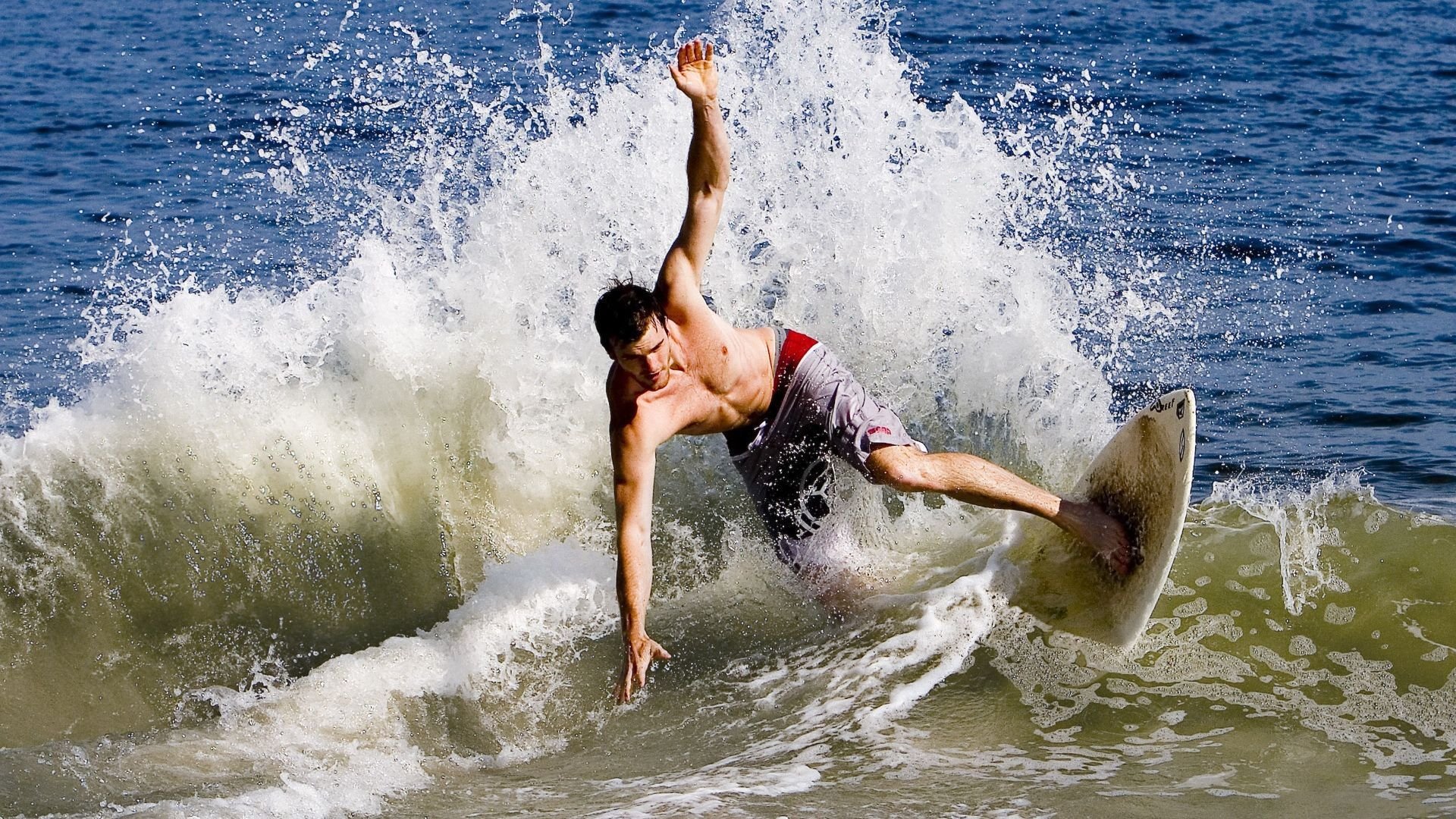 中国足球运动员身体素质提升计划正式启动,足球运动员身体素质好指的是哪些方面